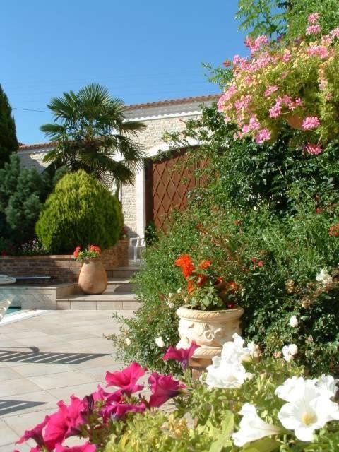Bed and Breakfast La Fontaine Des Arts Mansle-les-Fontaines Экстерьер фото