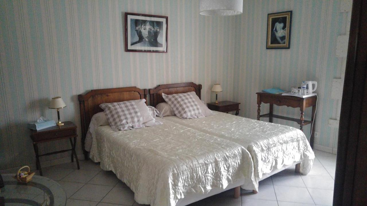 Bed and Breakfast La Fontaine Des Arts Mansle-les-Fontaines Экстерьер фото
